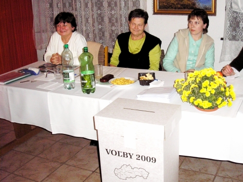 200911150225530.20091114_volby_vuc_002