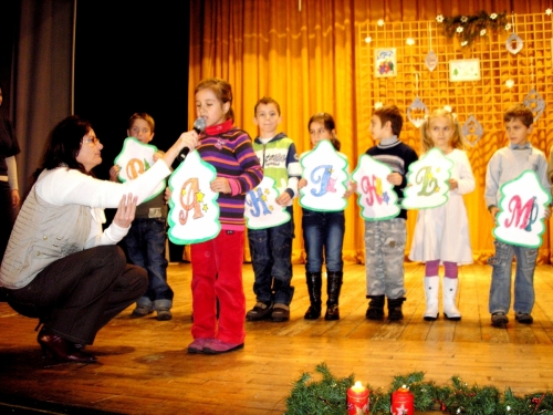 200912210132060.20091220_vianoce_zs_v_kd08