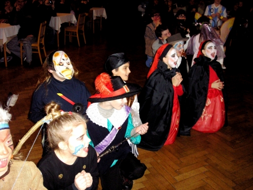 201002072230220.20100207_ddfk037