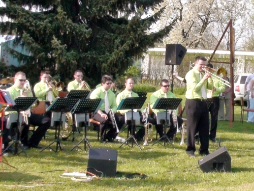 201005052156090.20100425_hody_26