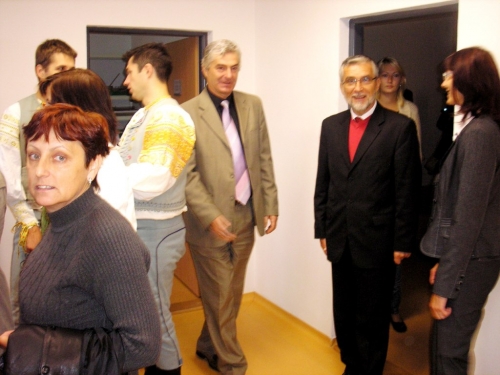 201009020110080.2010901_otvor_zs_09