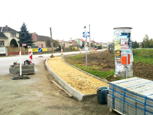201010200034370.20101019_chodnik1