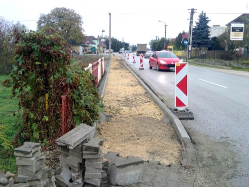 201010200034370.20101019_chodnik3