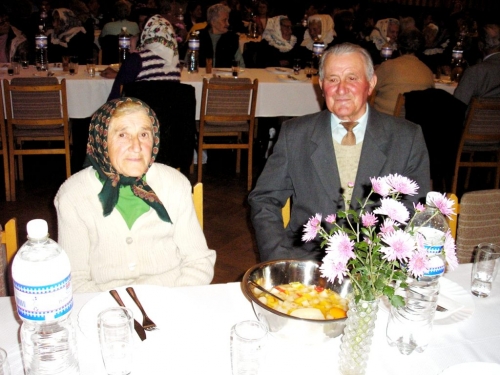 201010250026340.20101024_dochodci_045