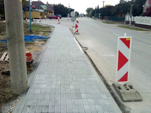 201010250042310.22102010381