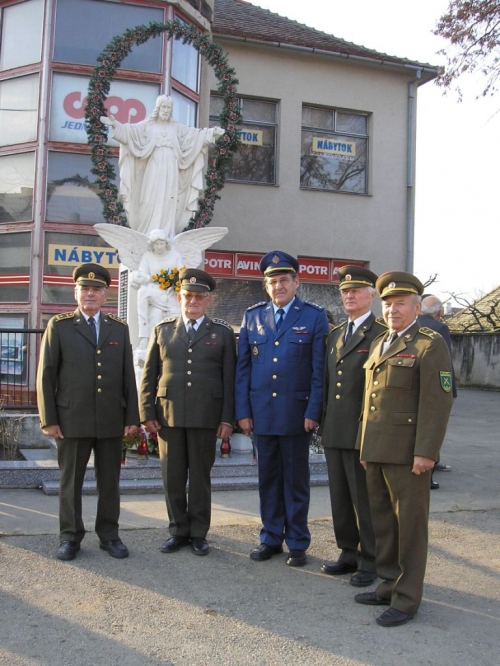 201011180027110.20101117_odhal_tabul_19