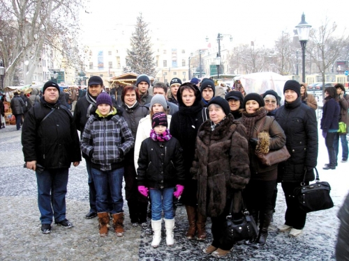 201012192335210.20101218_ba_33