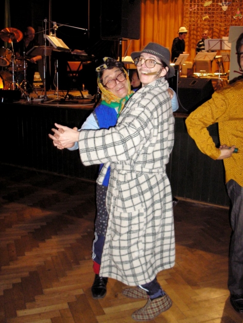201103061349140.20110305_basa_12