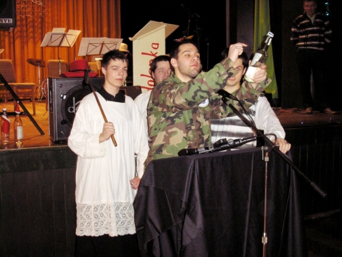 201103061349140.20110305_basa_51
