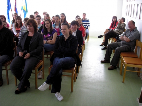 201105082323120.20110502_zemla_04