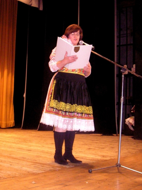 201110242305530.20111023_dochodci_001