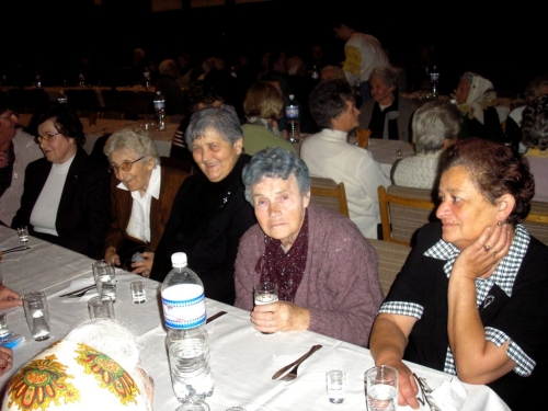 201110242305530.20111023_dochodci_033