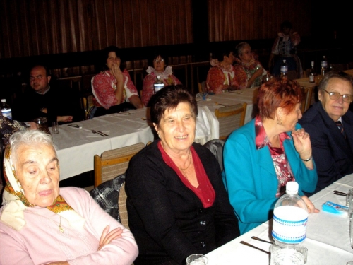201110242305530.20111023_dochodci_034