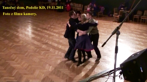 201111230446070.20111119194940_4
