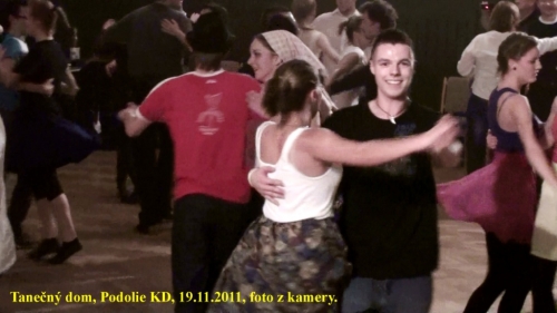 201111230446080.20111119214424_8