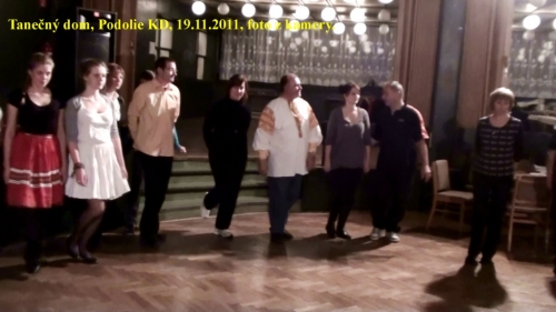 201111230446090.20111119200031_10