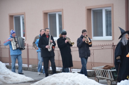 201202211949400.20120218_basa_433