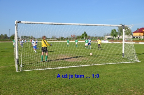 201205032247250.20120429_hody_069