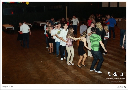 201205040004530.20120429_hody_disko85