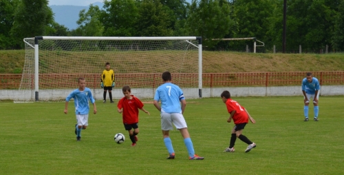 201206091736450.futbal_ziaci_014k