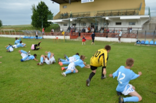 201206091736450.futbal_ziaci_054
