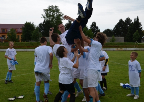 201206091736450.futbal_ziaci_060
