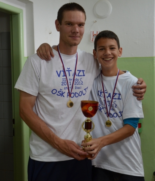 201206091736450.futbal_ziaci_185