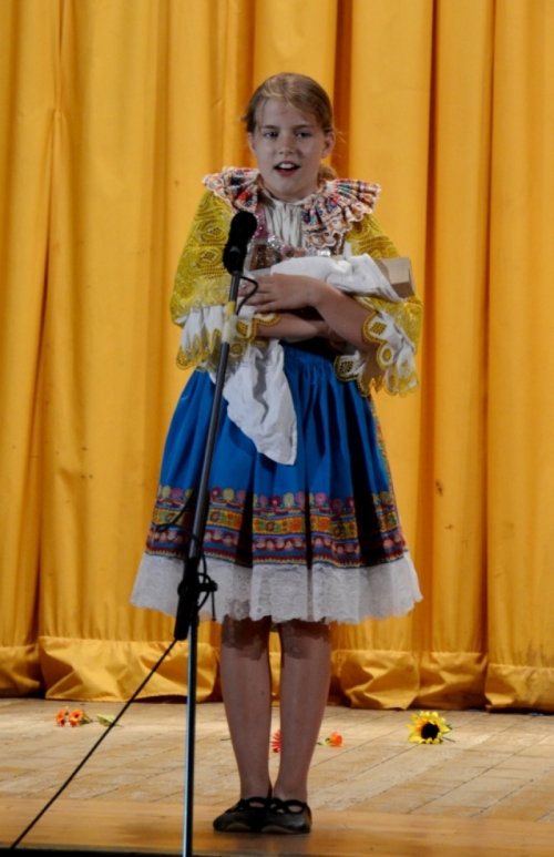 201208011905210.20120729_annabal_350