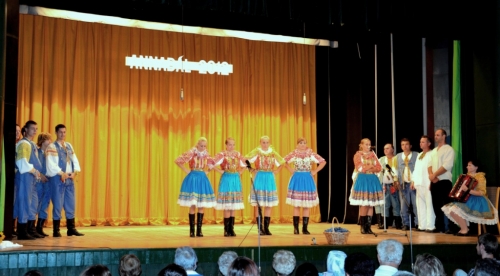 201208011905210.20120729_annabal_698