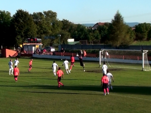 201209100045470.gol_1_1_a
