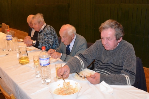 201210290102480.20121028_dochodci_066