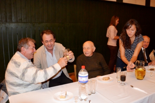 201210290102480.20121028_dochodci_092