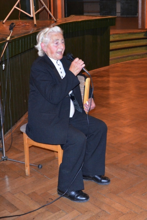 201210290102480.20121028_dochodci_111