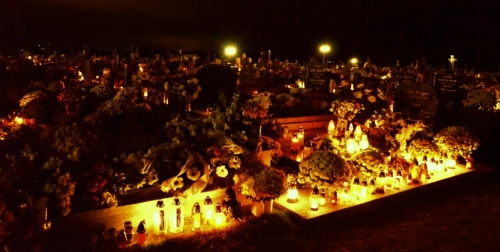201211052307210.20121104_cintorin_025