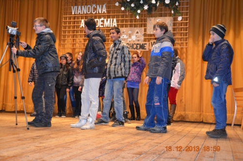 201312190053510.20131218_vianocna_akad_084