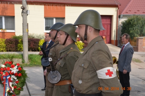 201404062207290.oslobodenie_oslavy_034
