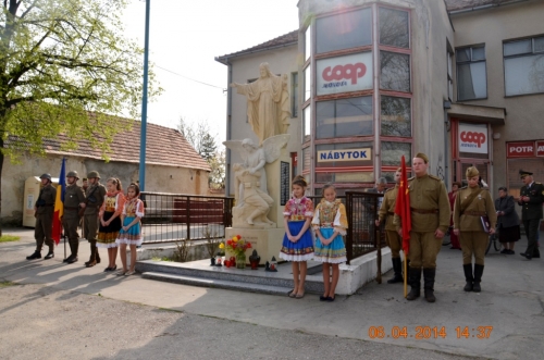201404062207300.oslobodenie_oslavy_027