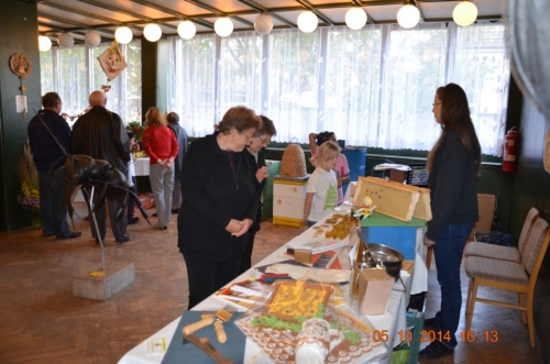 201410052109290.vystava_012