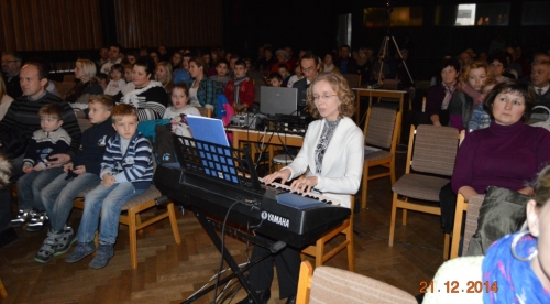 201412220058180.vianocny_program_kd_011