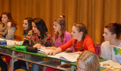 201412220058180.vianocny_program_kd_025