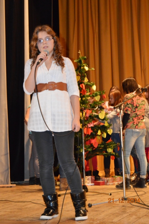 201412220058180.vianocny_program_kd_099