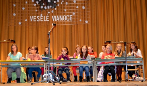 201412220058180.vianocny_program_kd_144