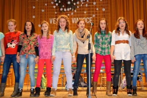 201412220058180.vianocny_program_kd_155