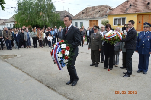 201505082323550.oslavy_oslobodenia_097