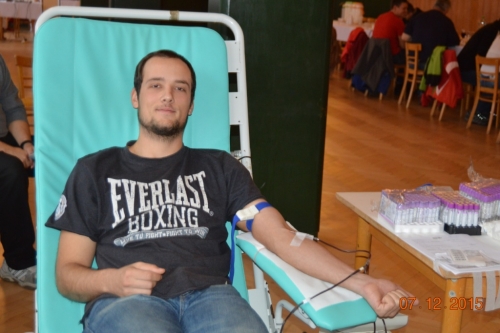 201512080009420.20151207_darovanie_krvi_19