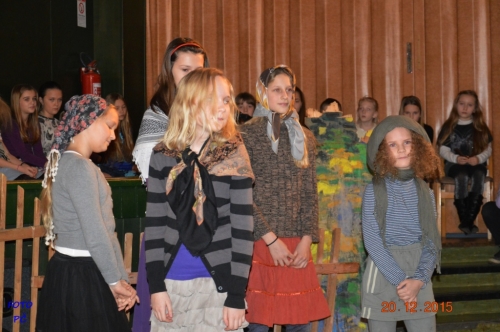 201512210123380.vianocna_akademia_032