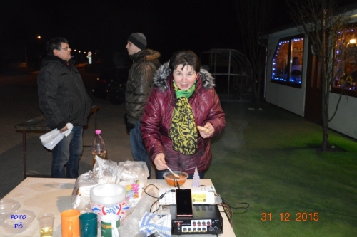 201601012341050.novy_rok_2016_011