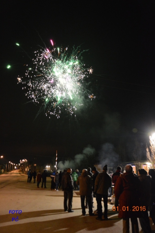 201601012341050.novy_rok_2016_075