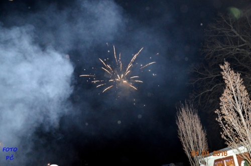 201601012341050.novy_rok_2016_098