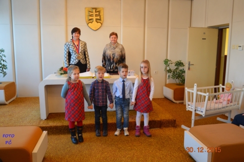 201601020024180.20151230_privitanie_deti_01
